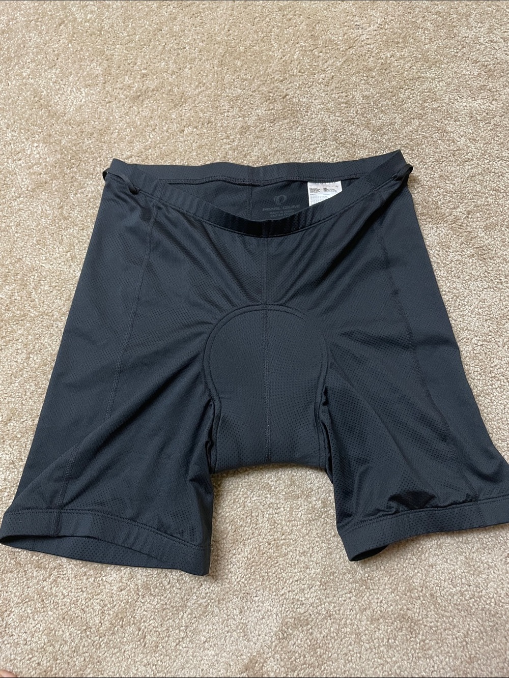 Pearl Izumi Men’s padded Liner Shorts - Size Large